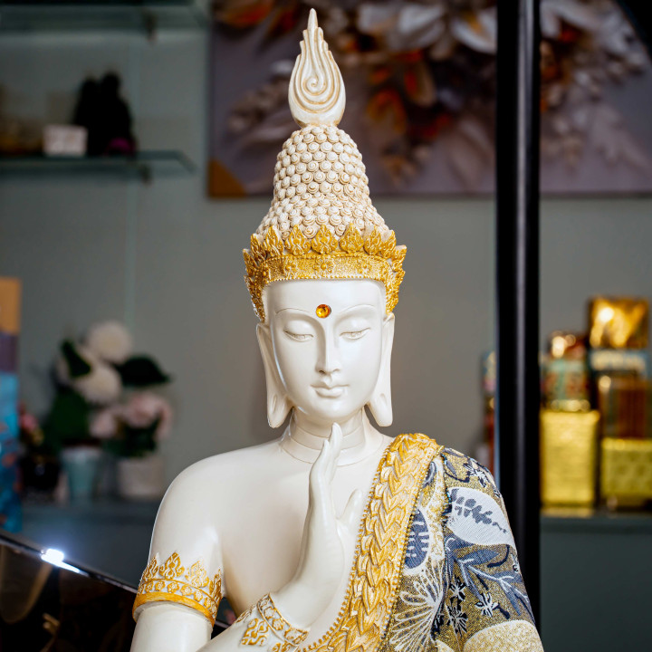 Serene Malaysian Polyresin Blessing Buddha Statue for Home and Office